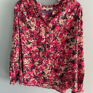 💐🐰🐣LOFT floral blouse. Perfect for Easter!